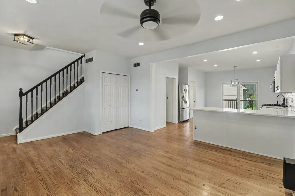 3944 Ziegler Street Dearborn Heights City MI 48125
