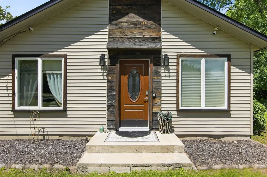 26844 Shiawassee Street Southfield City MI 48033