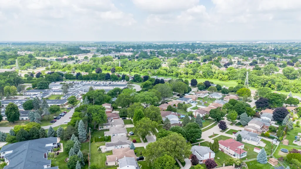 14490 Edshire Drive Sterling Heights City MI 48312