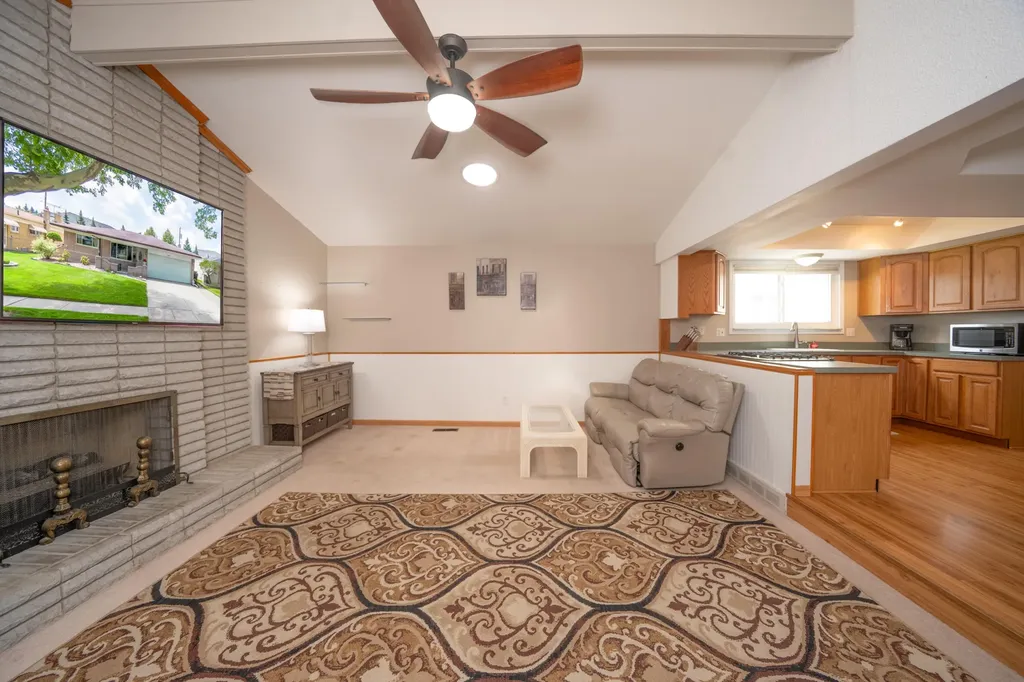 14490 Edshire Drive Sterling Heights City MI 48312
