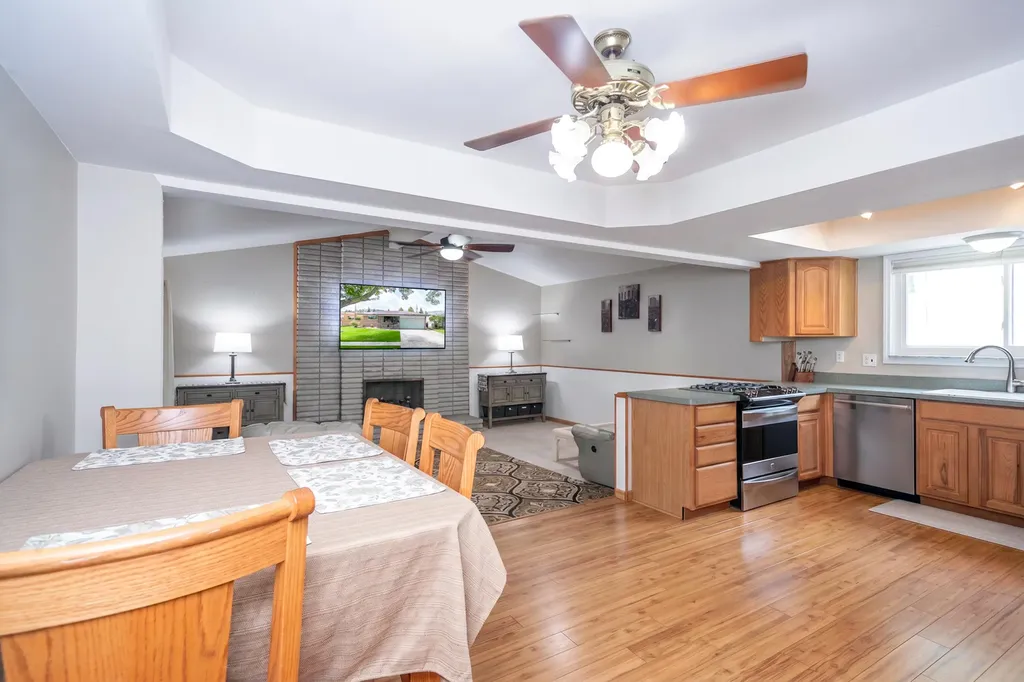 14490 Edshire Drive Sterling Heights City MI 48312