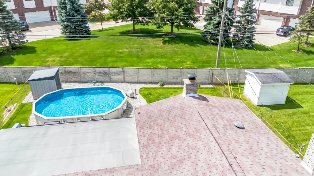 14490 Edshire Drive Sterling Heights City MI 48312