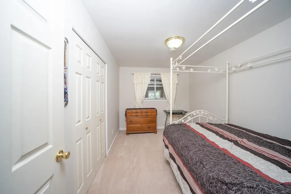 14490 Edshire Drive Sterling Heights City MI 48312