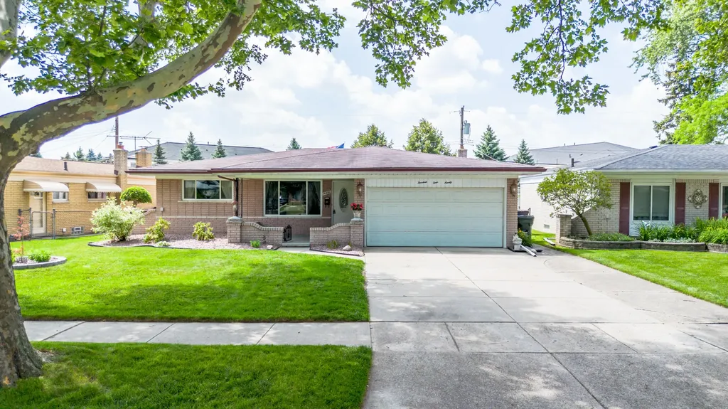 14490 Edshire Drive Sterling Heights City MI 48312