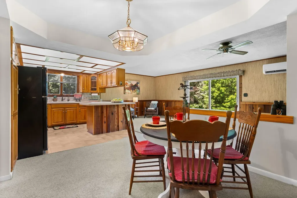 10663 Hall Road Hamburg Township MI 48189