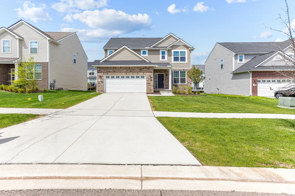 286 Springview Street Scio Township MI 48103