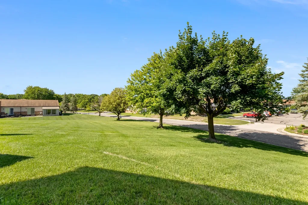 25352 Potomac Drive South Lyon City MI 48178