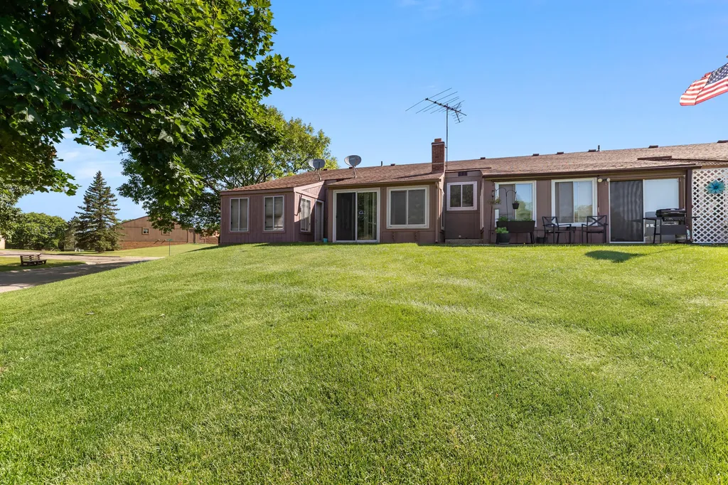 25352 Potomac Drive South Lyon City MI 48178