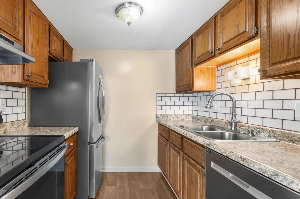 25352 Potomac Drive South Lyon City MI 48178