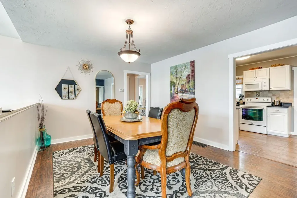 51479 Summit Street Paw Paw Township MI 49079