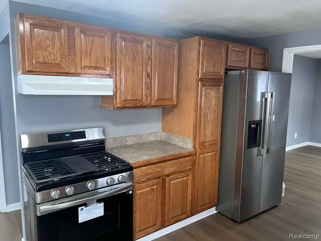 15163 Beech Daly Road Taylor City MI 48180