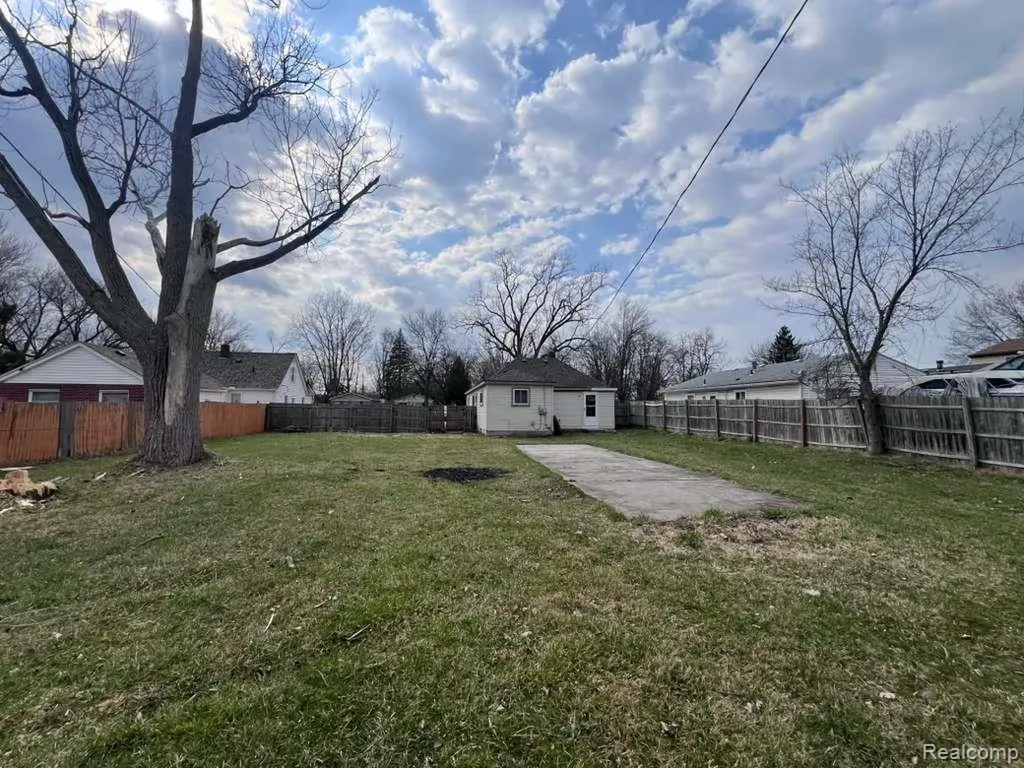 15163 Beech Daly Road Taylor City MI 48180