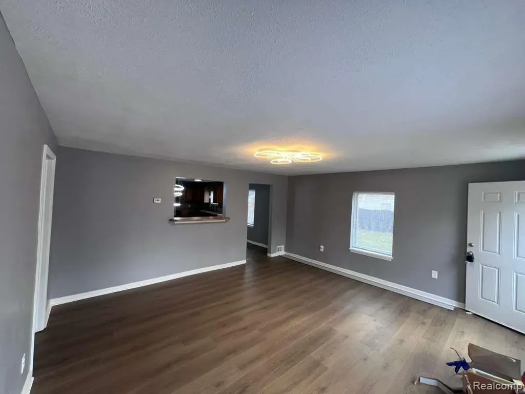 15163 Beech Daly Road Taylor City MI 48180