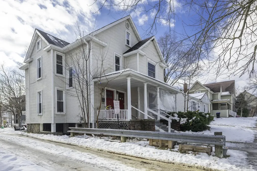 611 Emmet Street Ypsilanti City MI 48197