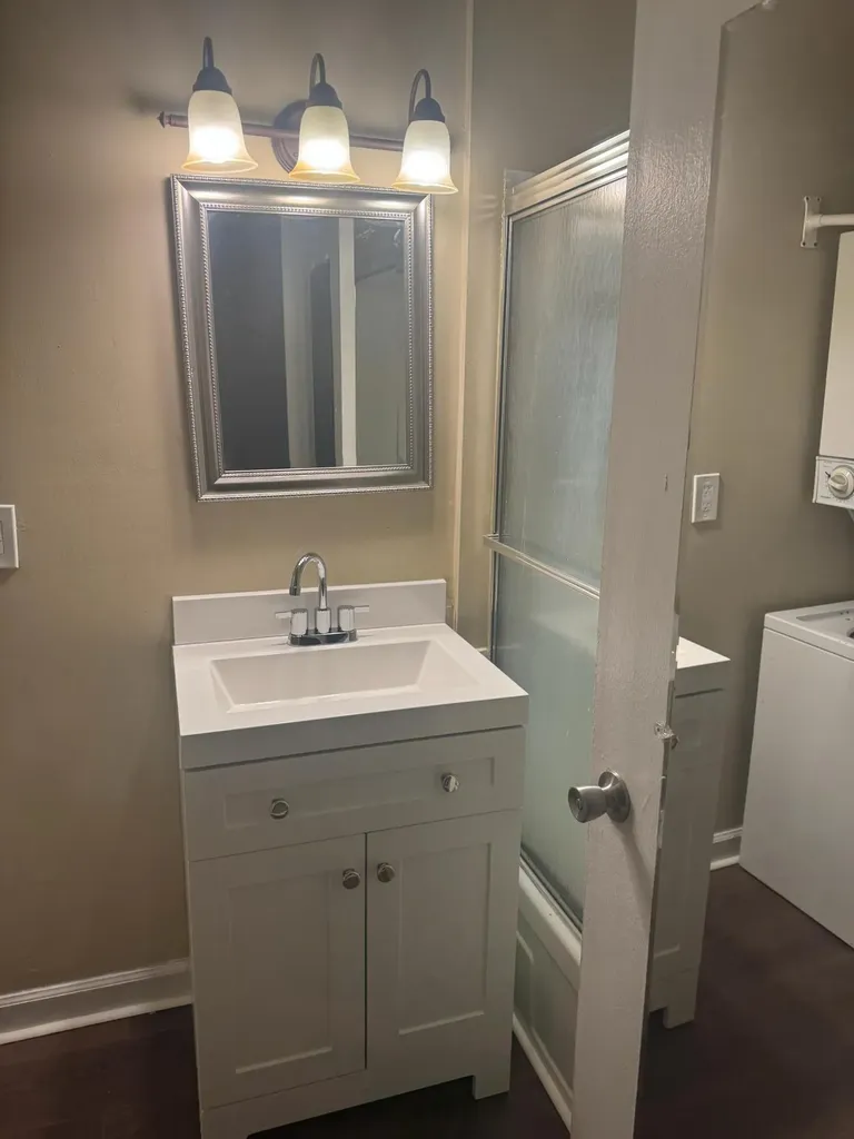 31831 Grand River Avenue Farmington City MI 48336