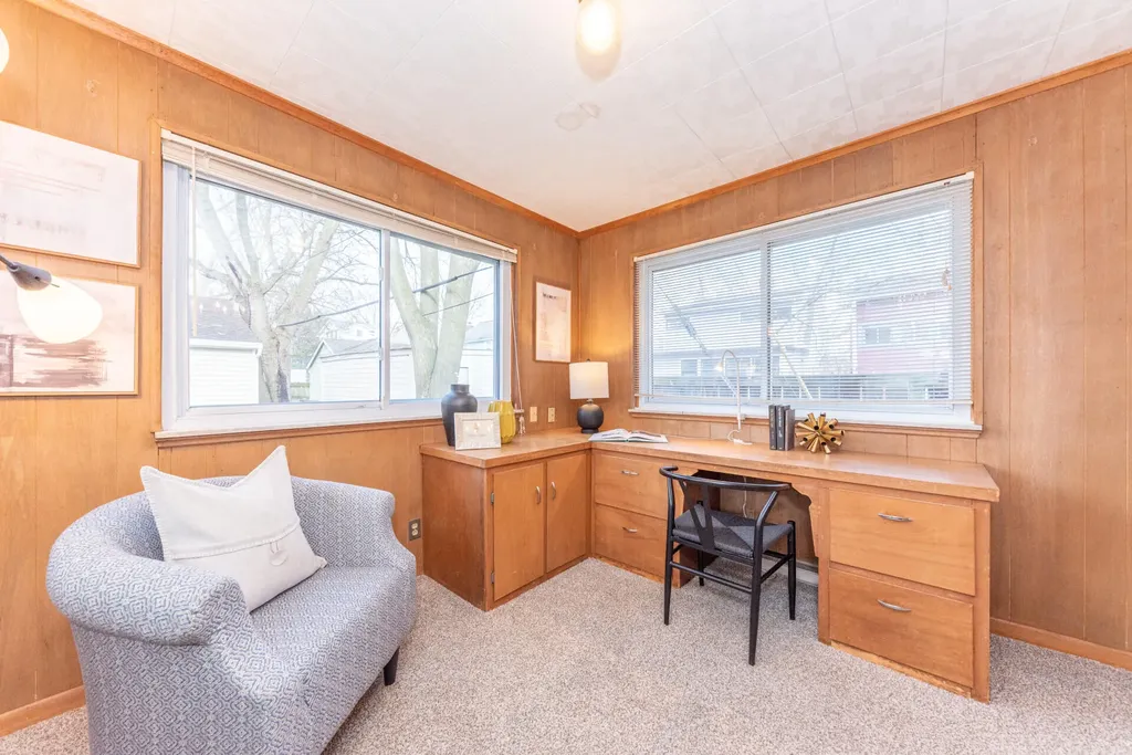 1408 E Park Place Ann Arbor City MI 48104