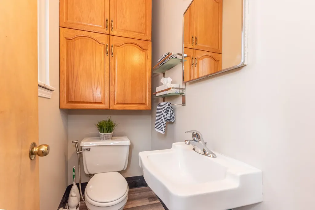 1408 E Park Place Ann Arbor City MI 48104