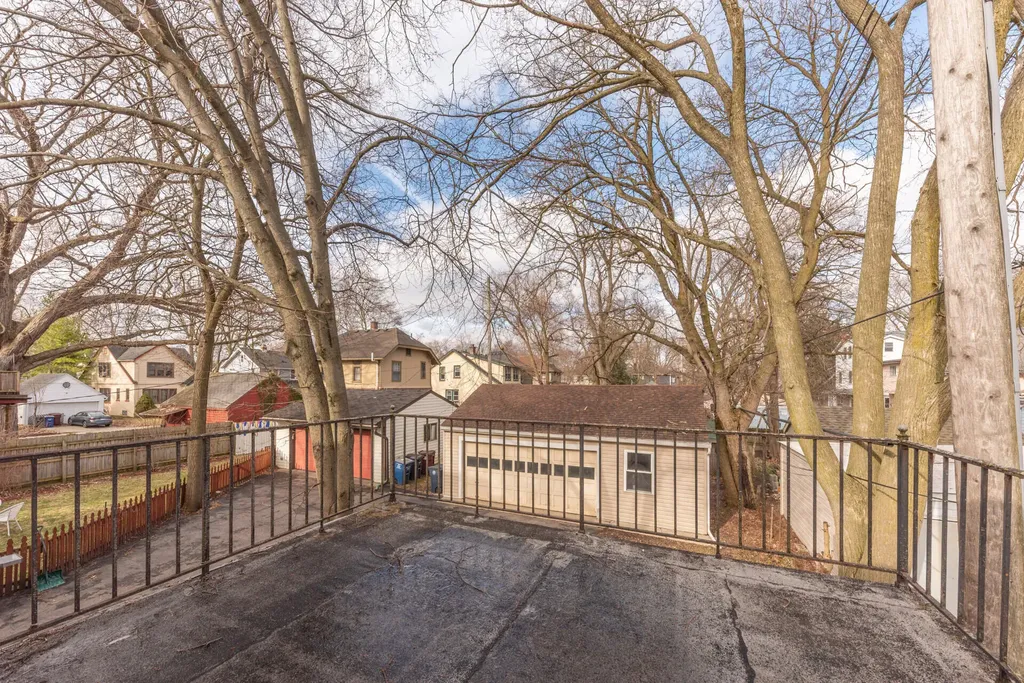 1408 E Park Place Ann Arbor City MI 48104