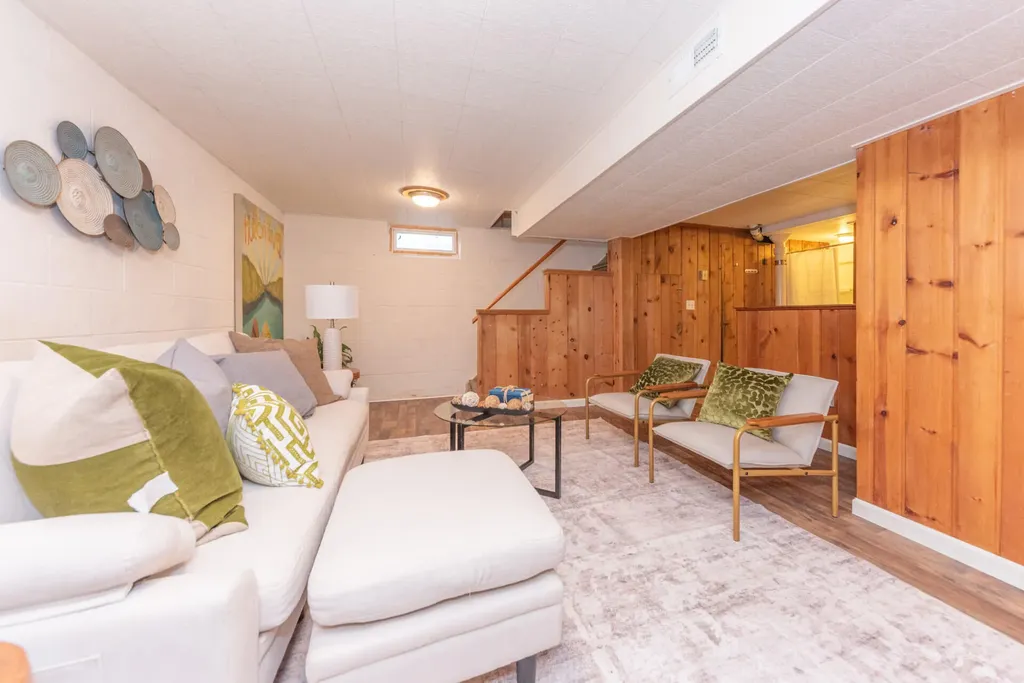 1408 E Park Place Ann Arbor City MI 48104