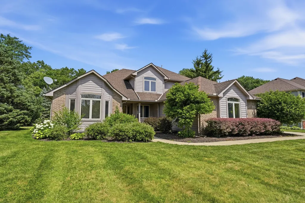4197 Lake Forest Drive E Pittsfield Charter Township MI 48108