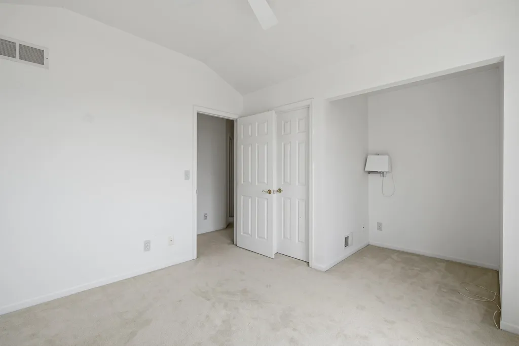 4197 Lake Forest Drive E Pittsfield Charter Township MI 48108