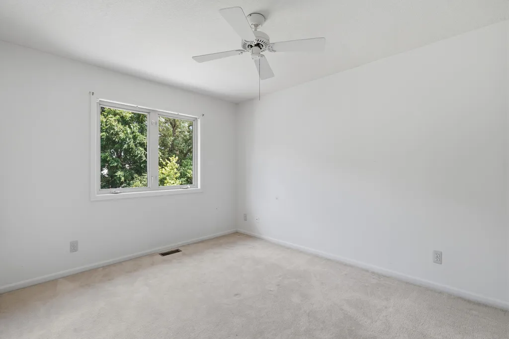 4197 Lake Forest Drive E Pittsfield Charter Township MI 48108
