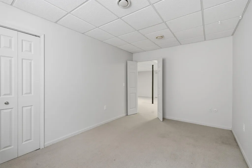 4197 Lake Forest Drive E Pittsfield Charter Township MI 48108