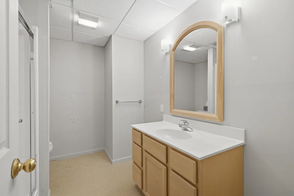 4197 Lake Forest Drive E Pittsfield Charter Township MI 48108