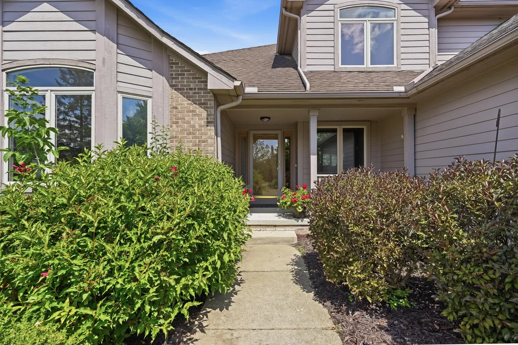 4197 Lake Forest Drive E Pittsfield Charter Township MI 48108