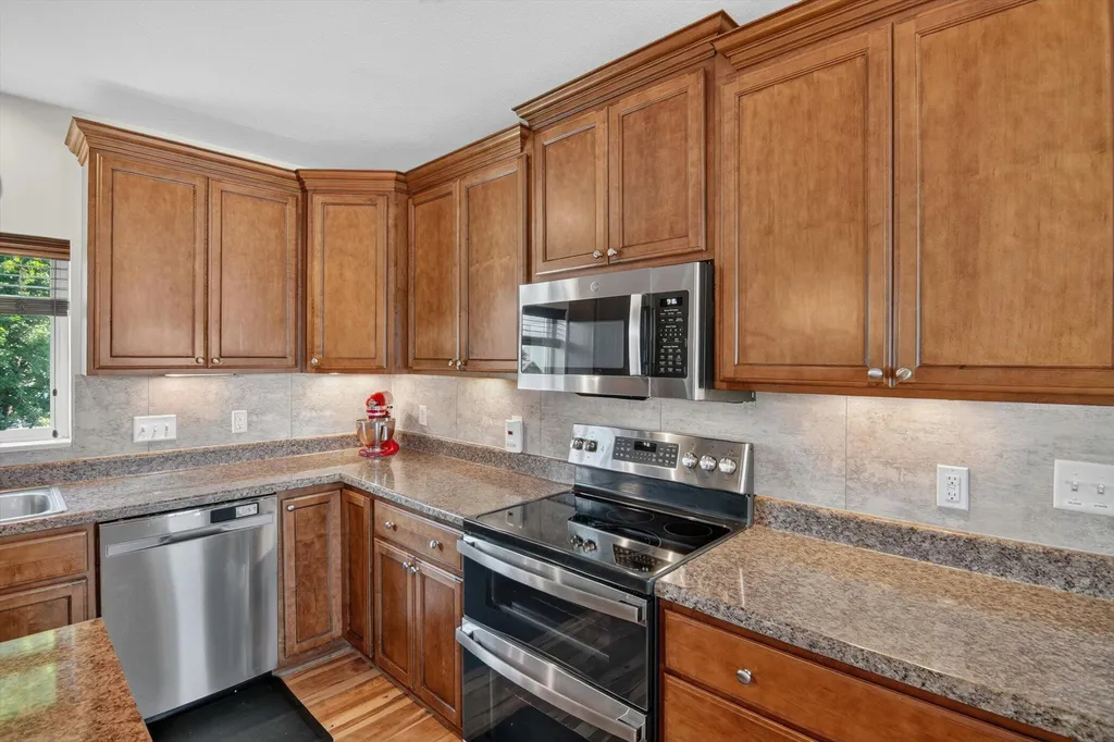 438 South Street Blissfield Township MI 49228