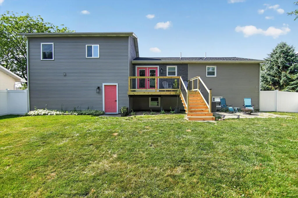 438 South Street Blissfield Township MI 49228