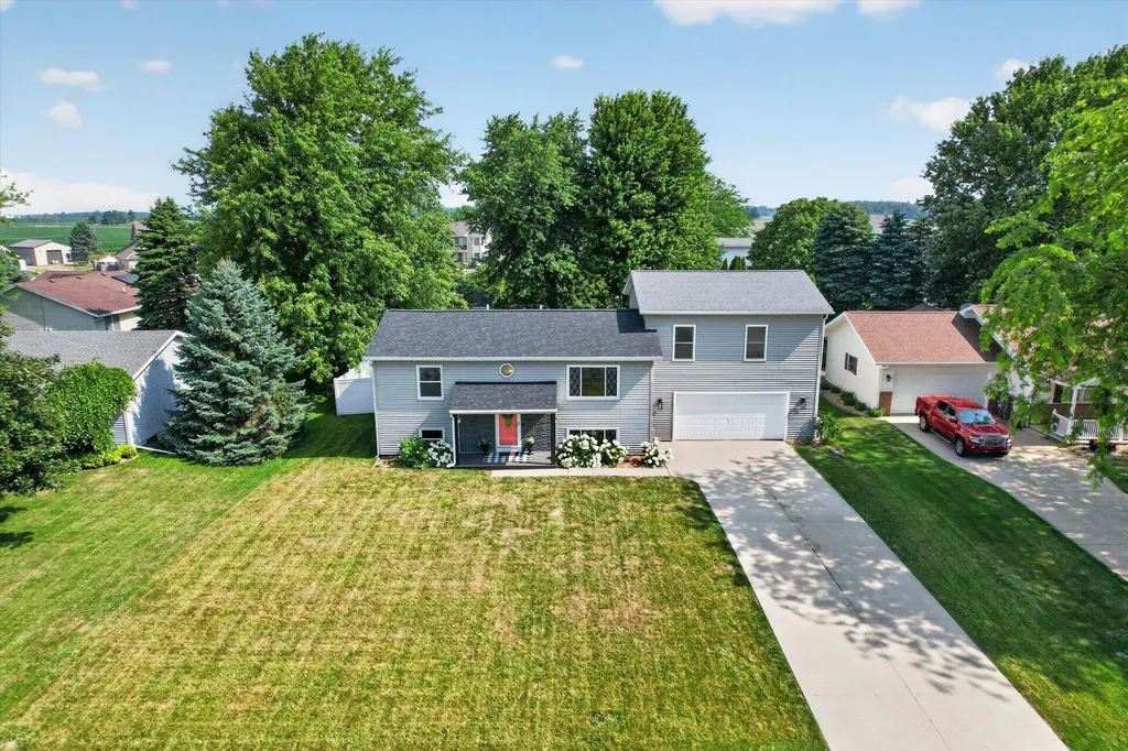 438 South Street Blissfield Township MI 49228