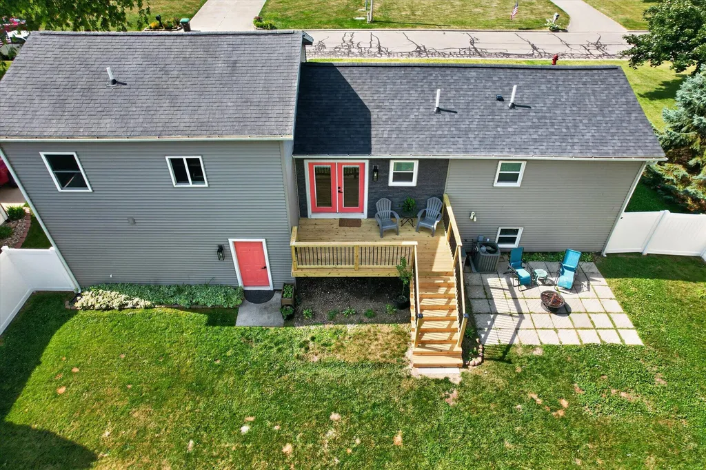 438 South Street Blissfield Township MI 49228