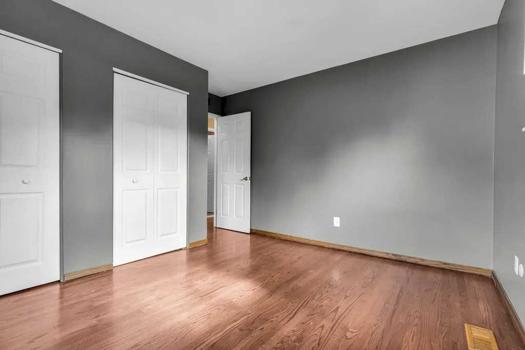 21009 Robinwood Street Farmington City MI 48336