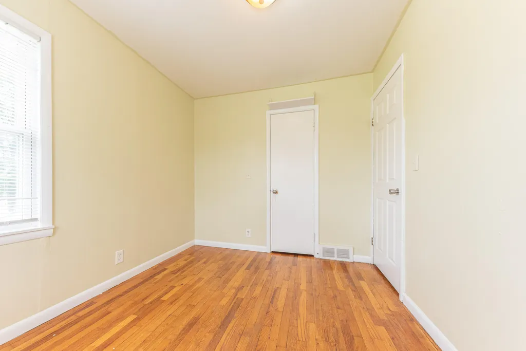 6637 Hitchingham Road Ypsilanti Charter Township MI 48197