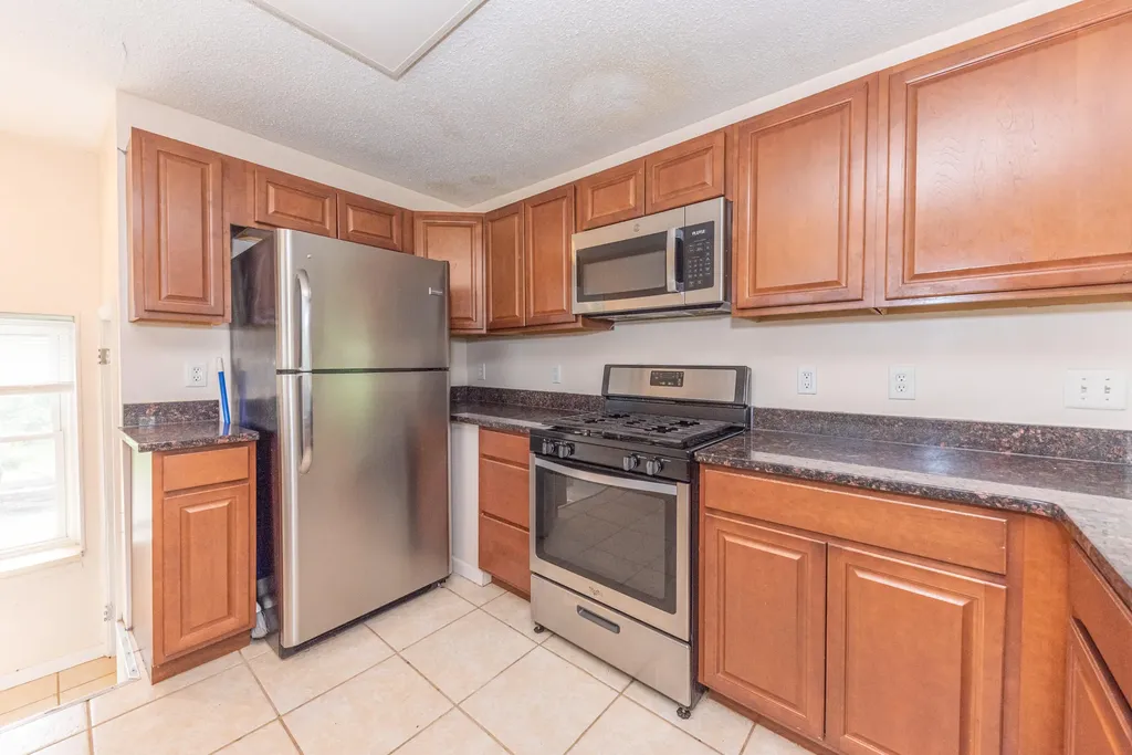 6637 Hitchingham Road Ypsilanti Charter Township MI 48197