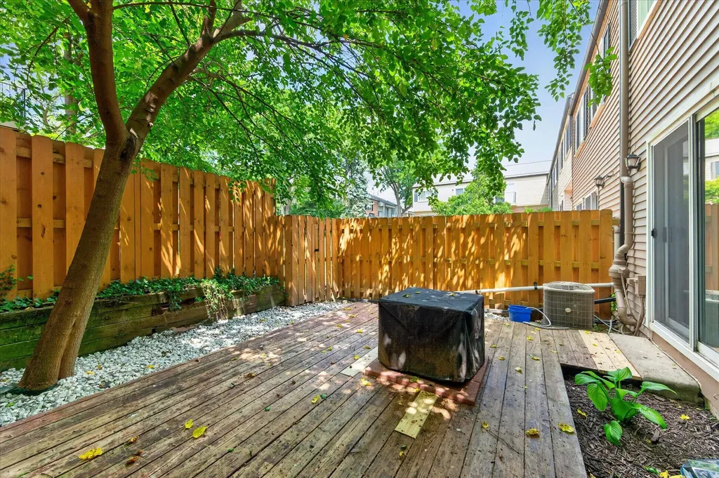 3477 Burbank Drive Ann Arbor City MI 48105