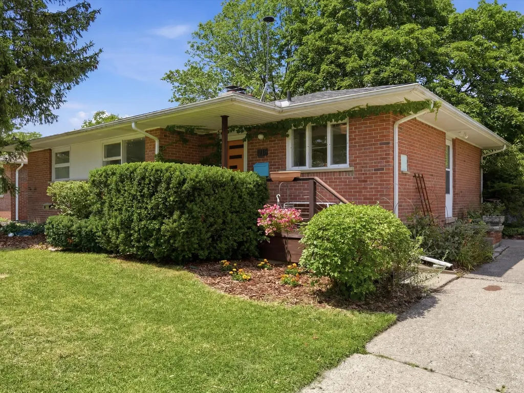 1712 Sanford Place Ann Arbor City MI 48103