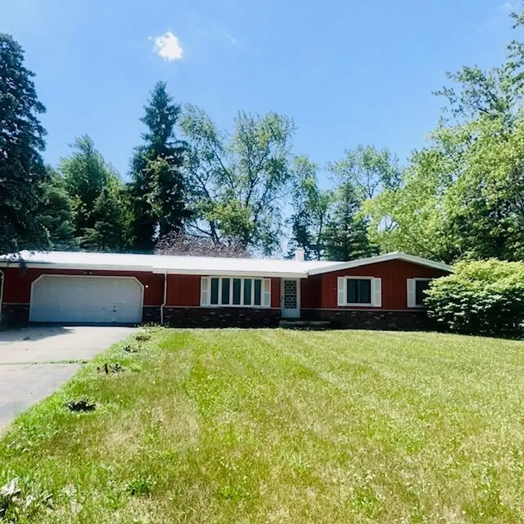 1501 Mardan Drive Adrian City MI 49221