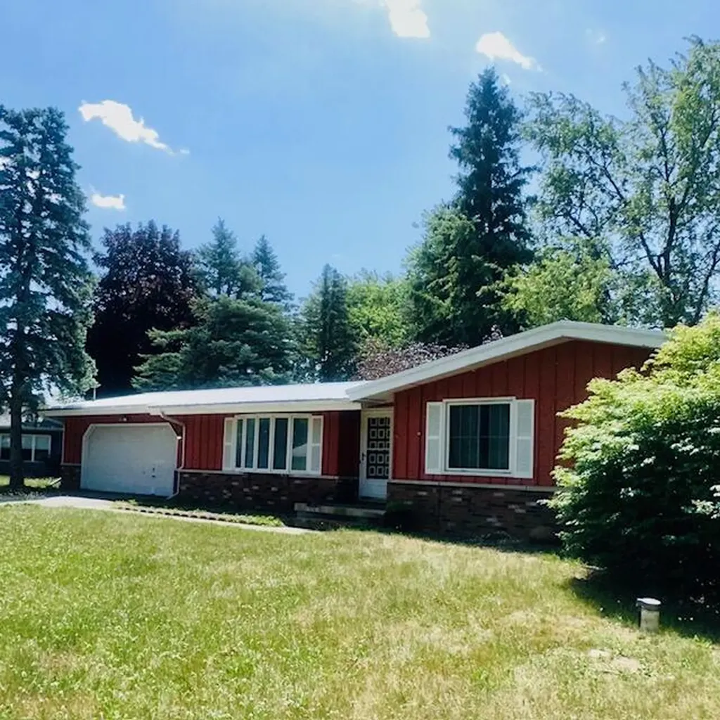 1501 Mardan Drive Adrian City MI 49221