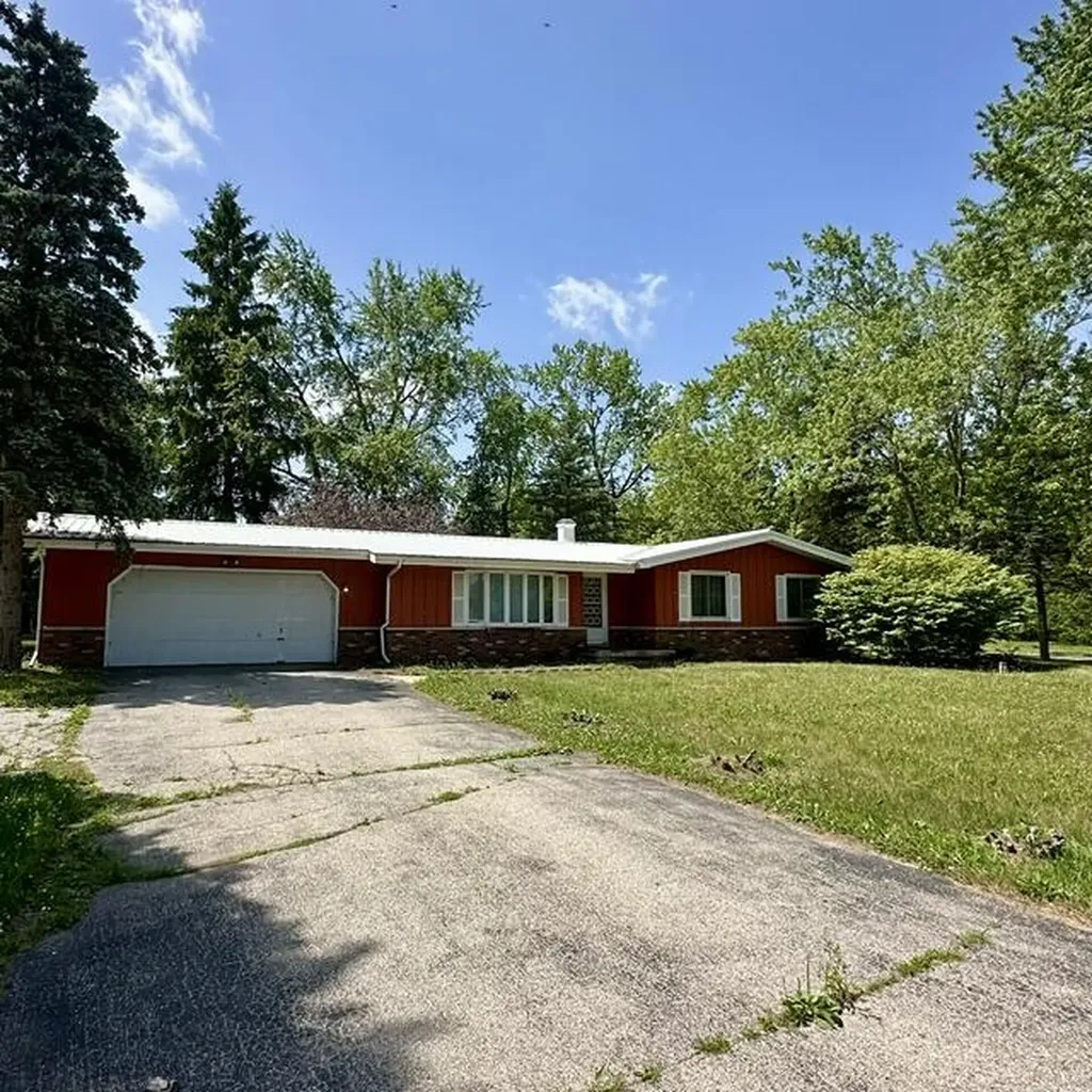 1501 Mardan Drive Adrian City MI 49221