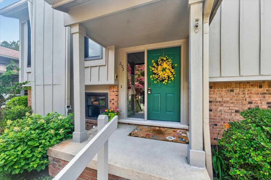 2122 Spruceway Lane Ann Arbor City MI 48103