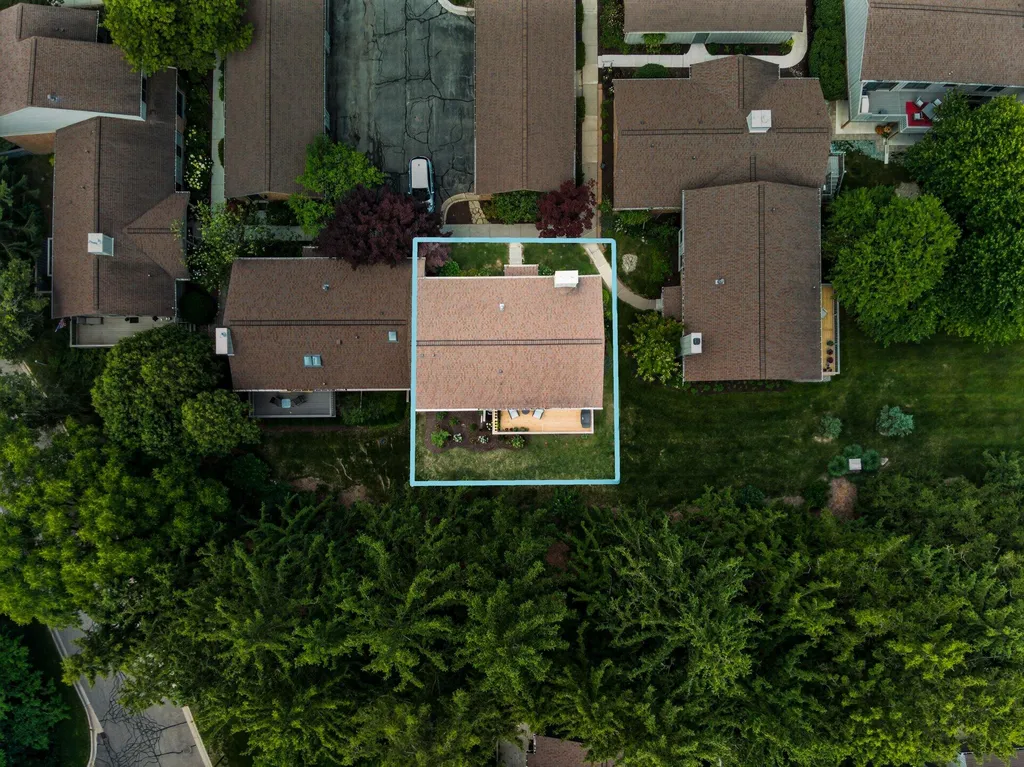 2122 Spruceway Lane Ann Arbor City MI 48103