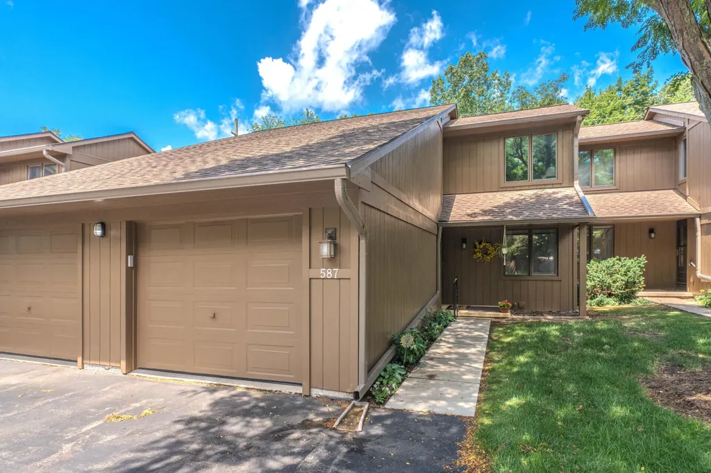 587 Park Place Saline City MI 48176