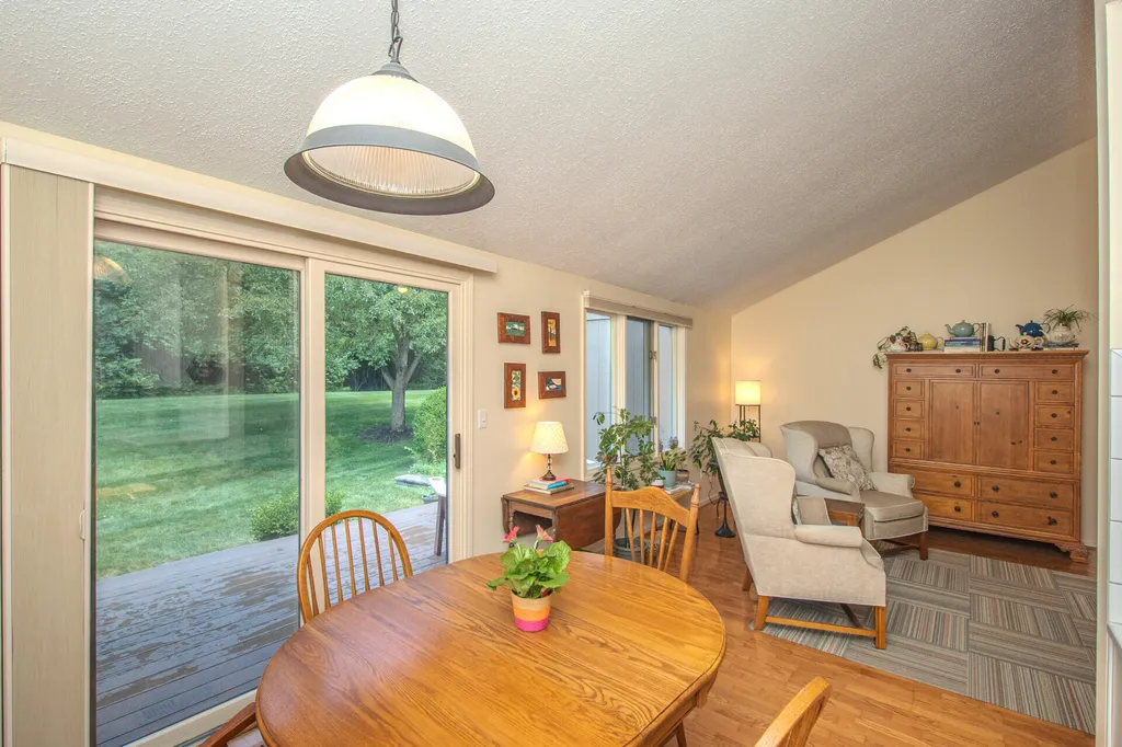 587 Park Place Saline City MI 48176