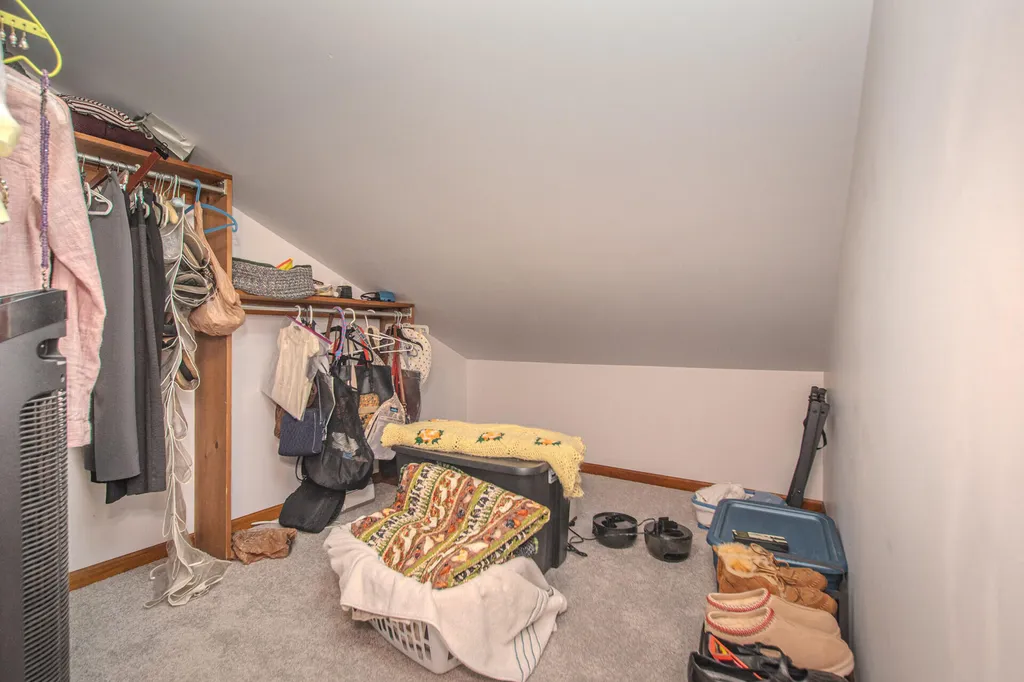 587 Park Place Saline City MI 48176