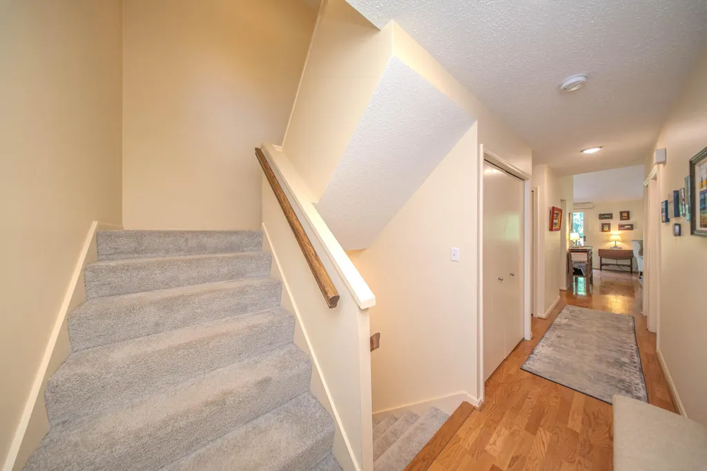 587 Park Place Saline City MI 48176
