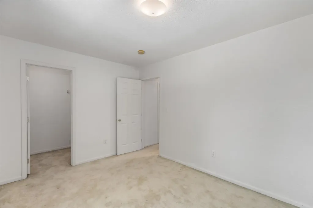 3518 Meadow Grove Trail Pittsfield Charter Township MI 48108