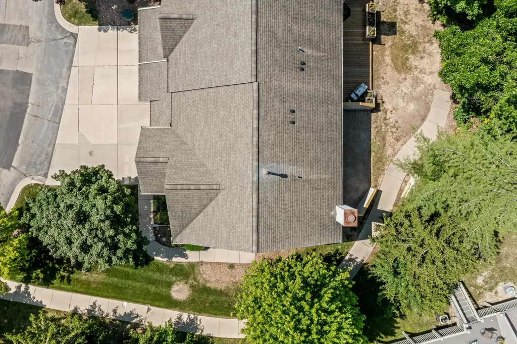 3518 Meadow Grove Trail Pittsfield Charter Township MI 48108