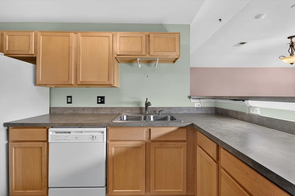 47881 Cardiff Avenue Canton Charter Township MI 48188